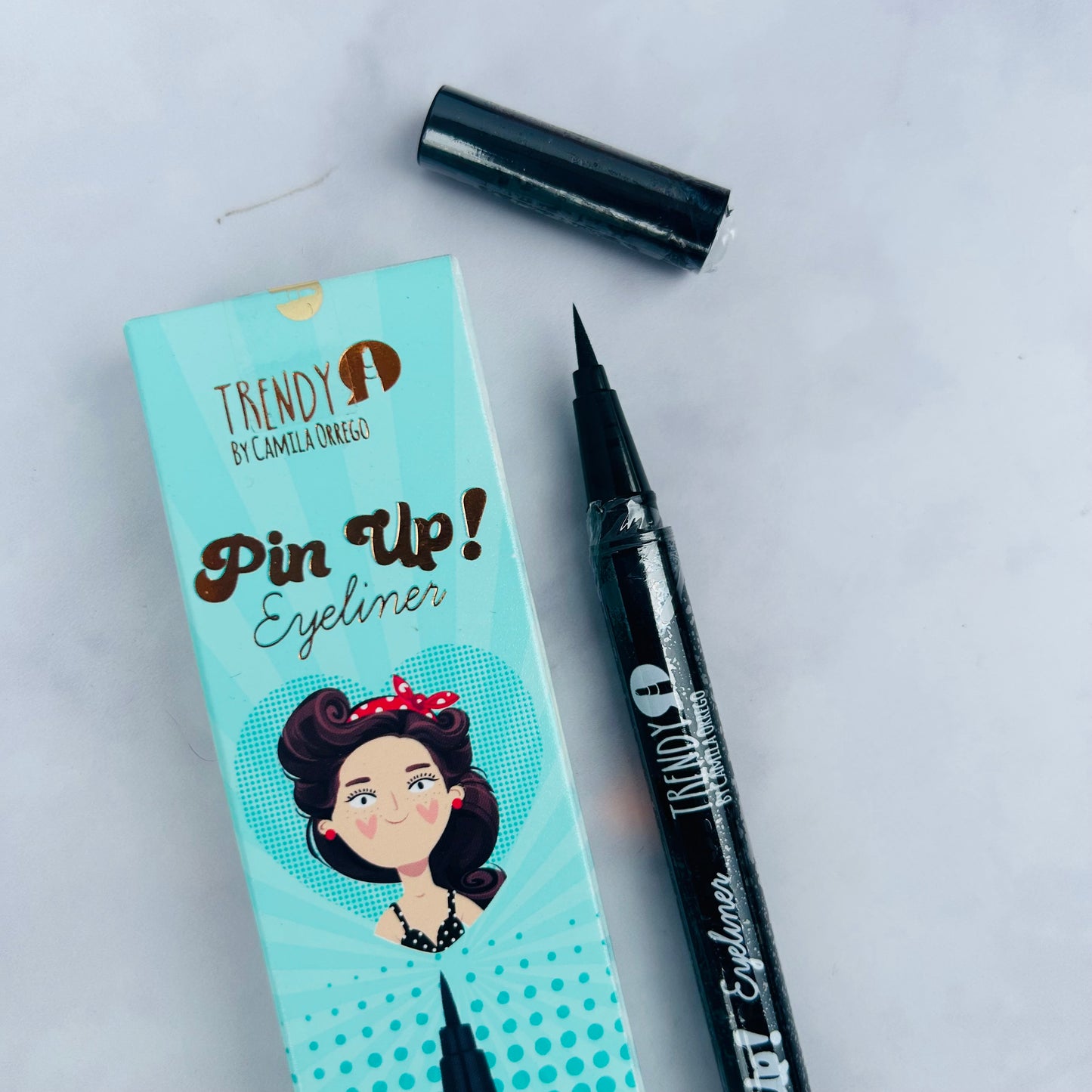 Delineador plumón Pin Up - Trendy